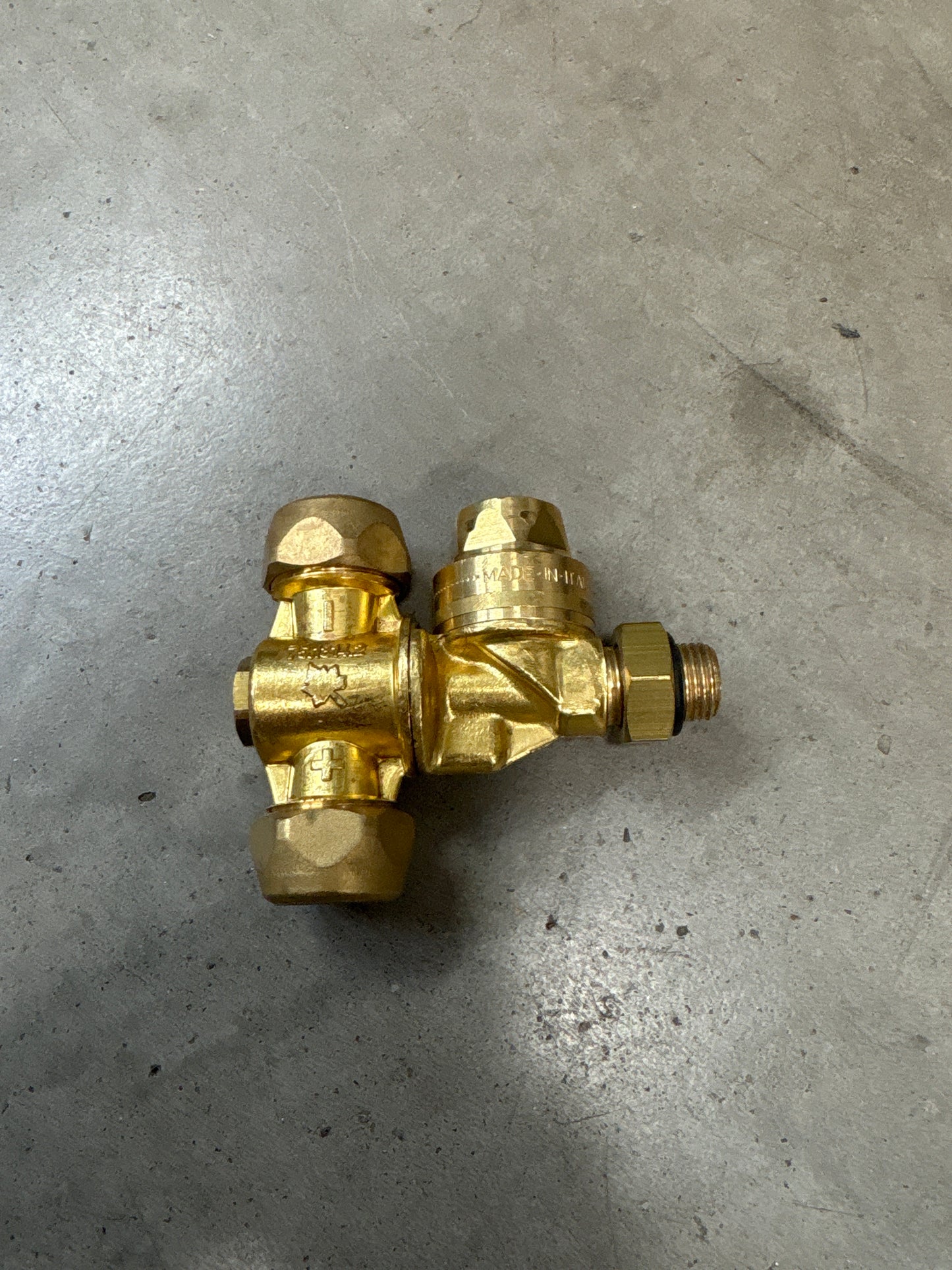 Braglia Airblast Double Sided Brass Nozzle Rollover Non-Drip 75.617.10